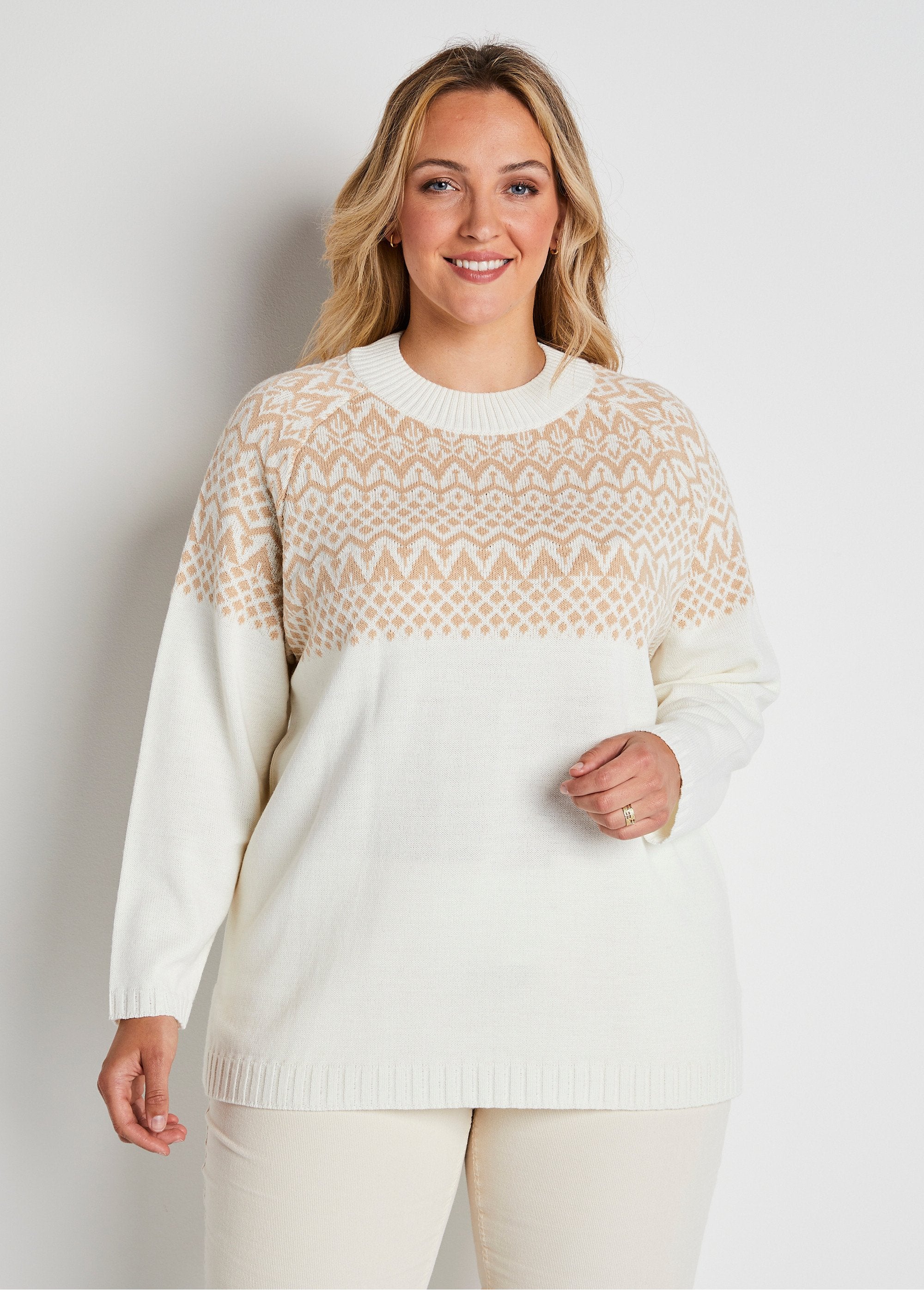 Jacquard_knit_tunic_sweater_Ecru_and_beige_FA1_curvy