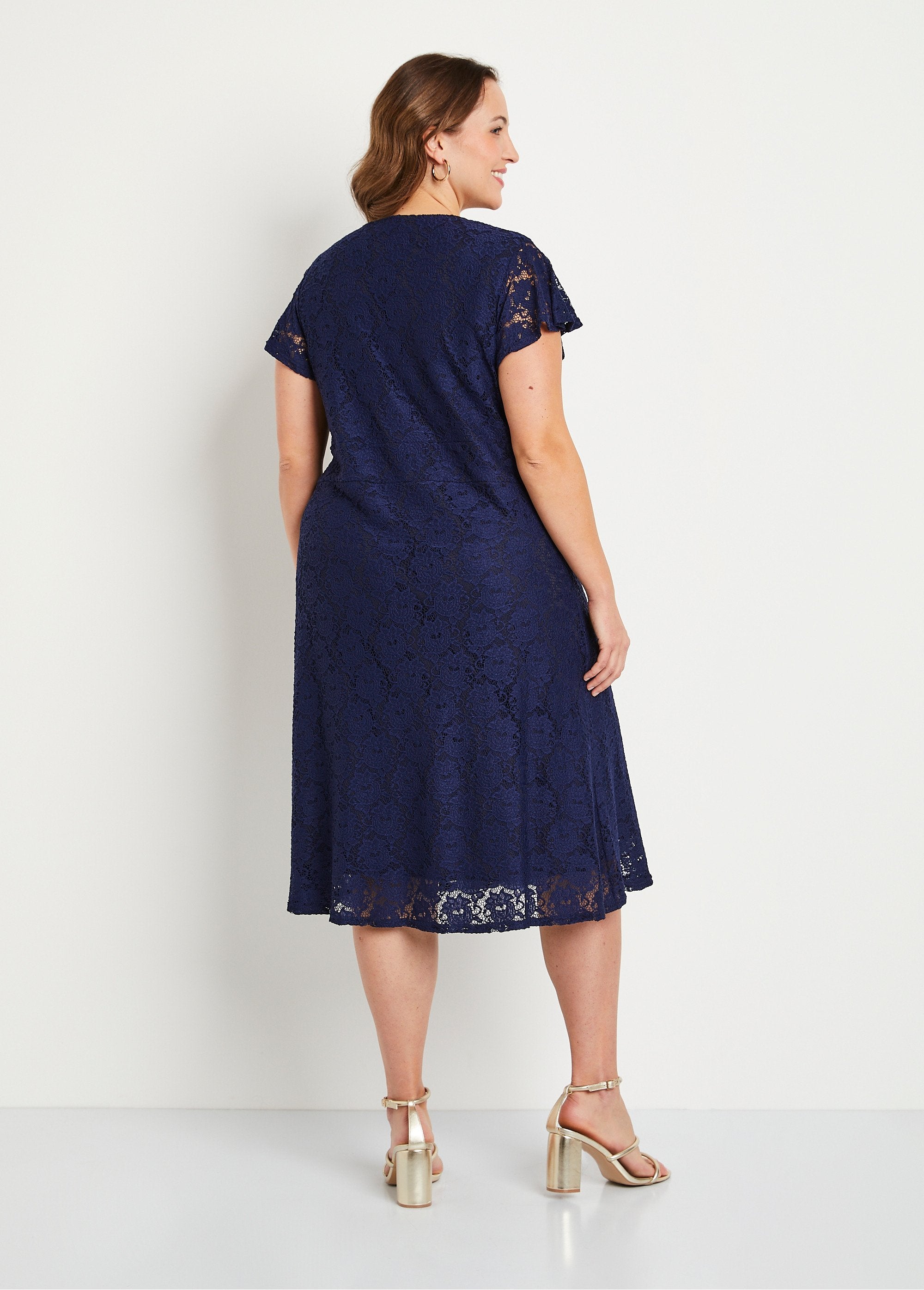 Short_flared_lace_dress_Marine_DO1_curvy