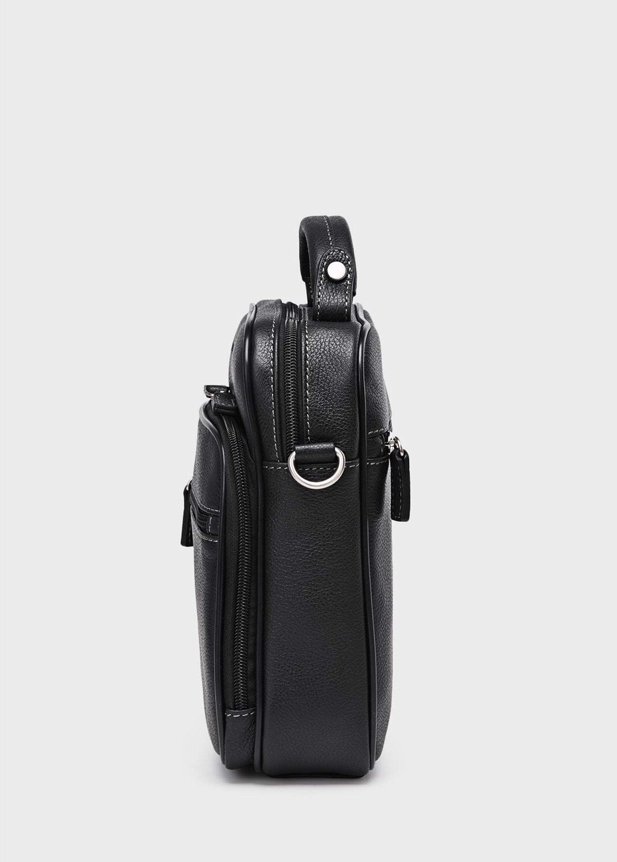 Elegant_men's_leather_satchel_Black_DE5_slim