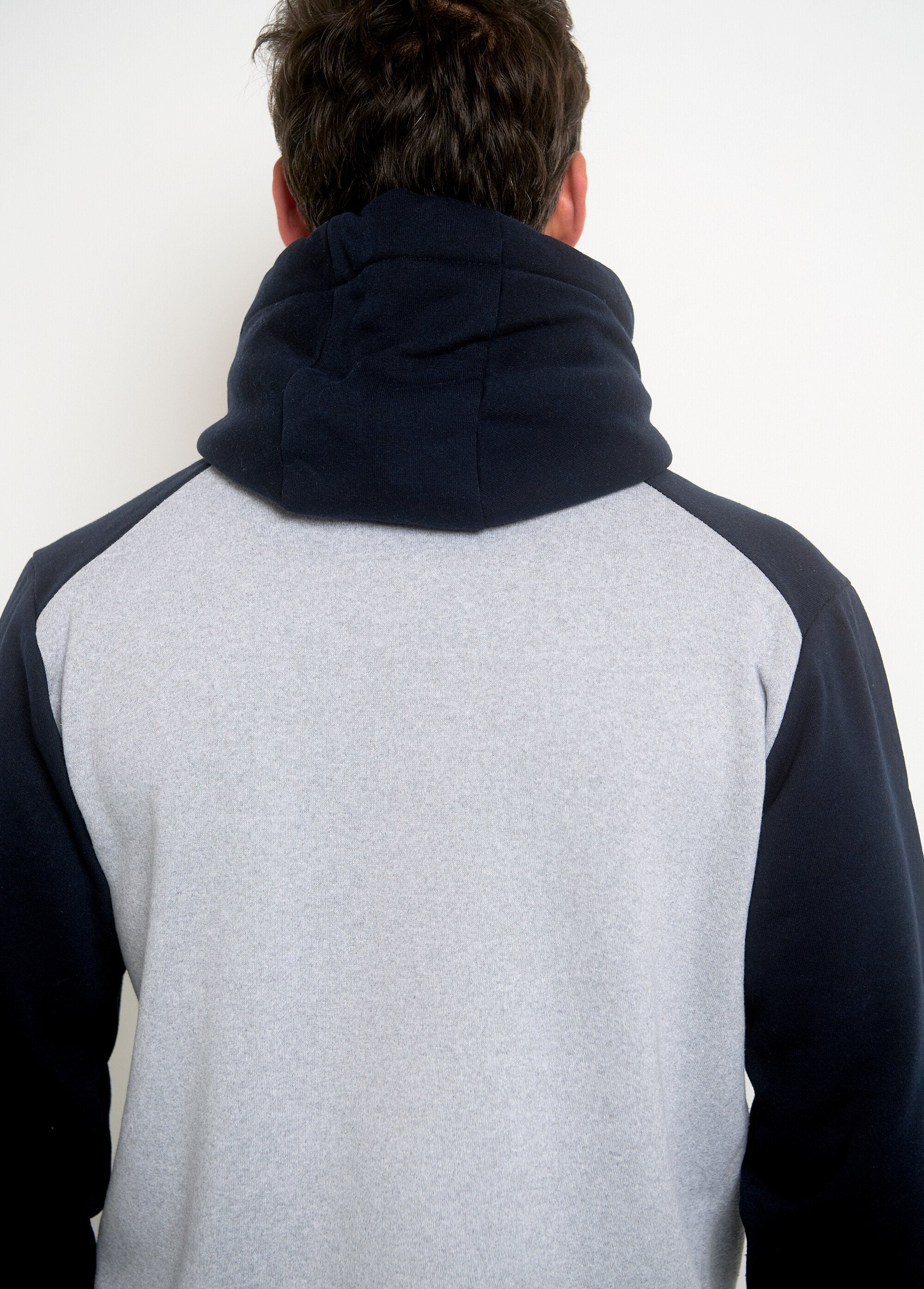 Vintage_Logo_Hoodie_Grey_melange_DO2_slim