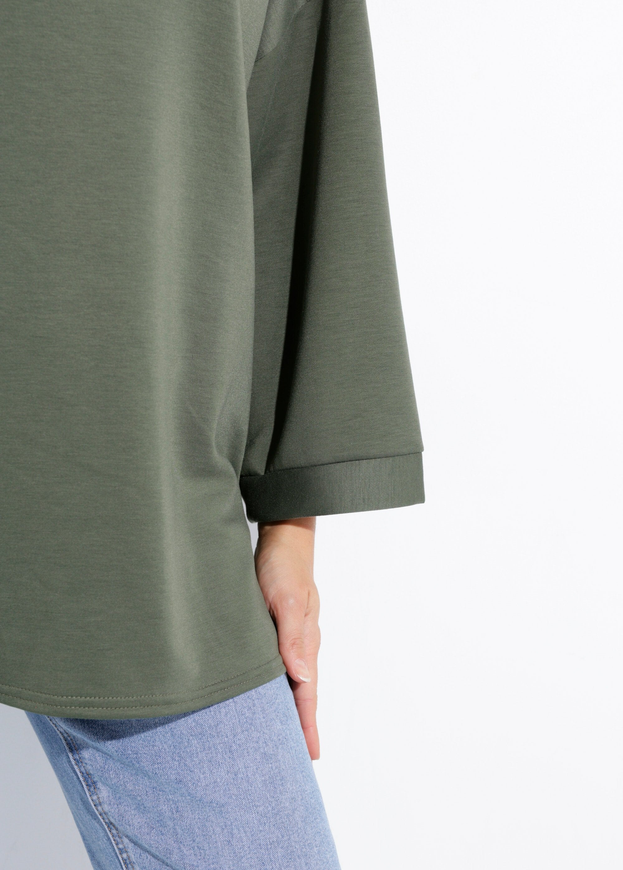 Wide_round_neck_sweatshirt,_3/4_sleeves_Khaki_DE2_slim