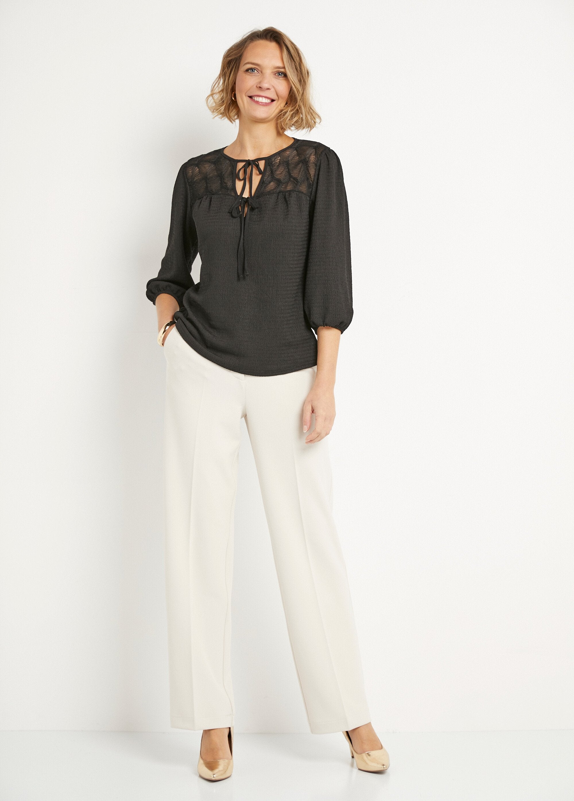 V-neck_t-shirt_with_3/4_voile_sleeves_Black_SF1_slim