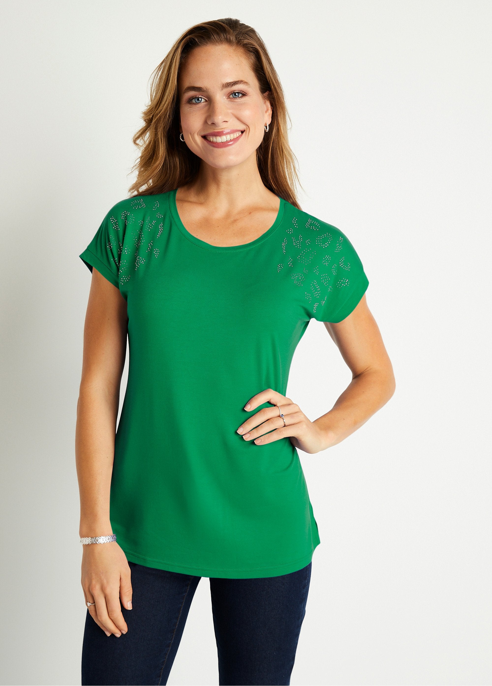 Long_plain_short-sleeved_t-shirt_Green_FA1_slim