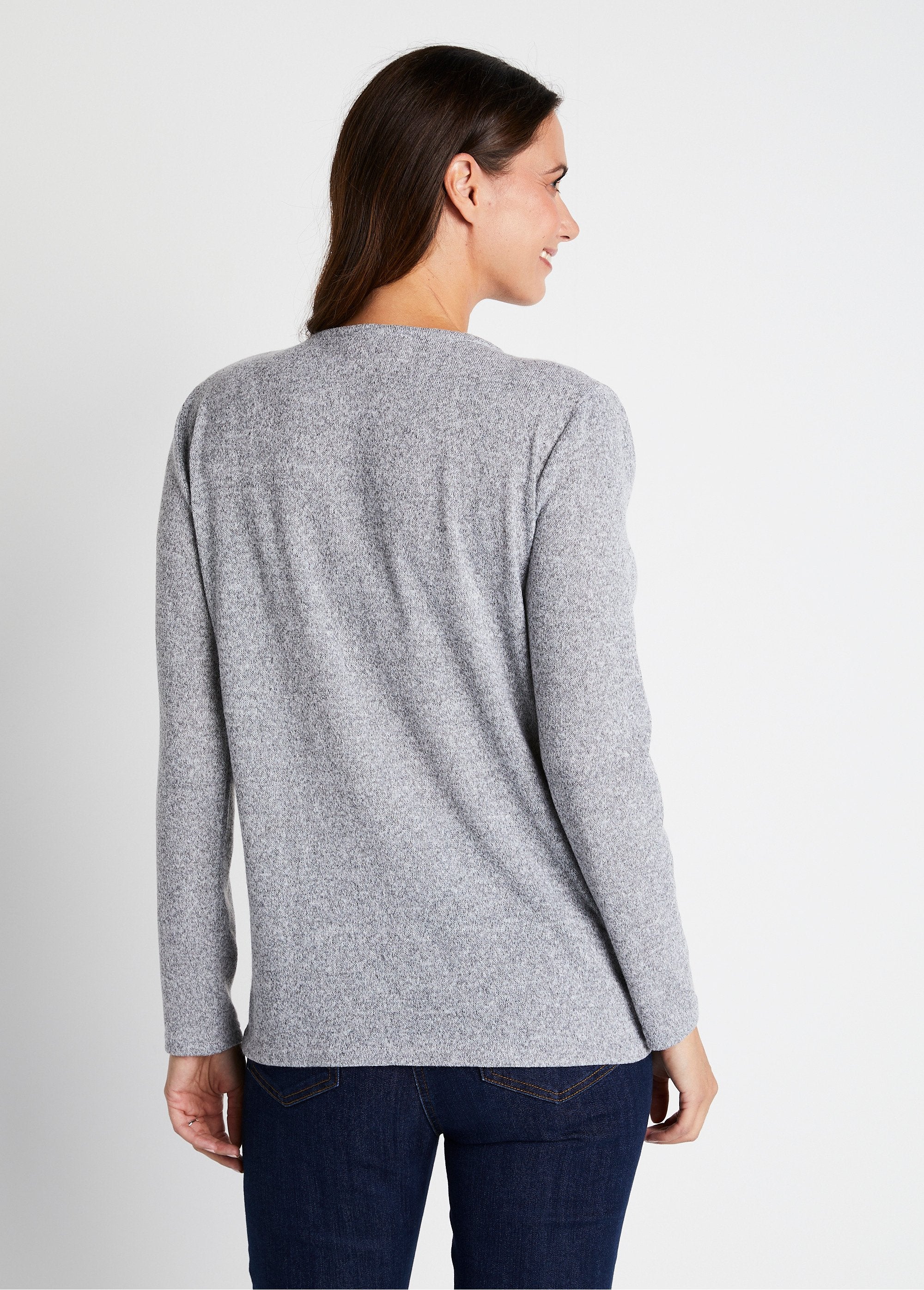 Straight_t-shirt_with_long-sleeved_pattern_Gray_China_DO1_slim