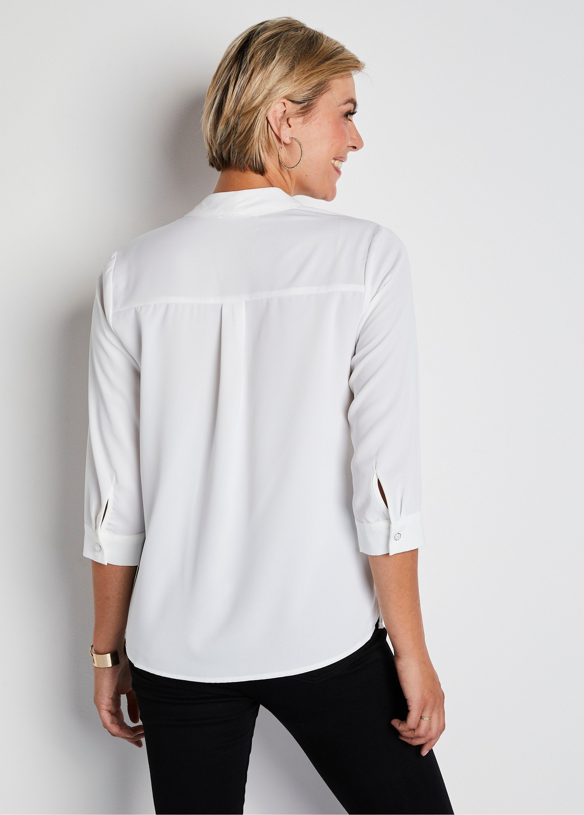 Buttoned_tunic_with_lavaliere_Natural_DO1_slim