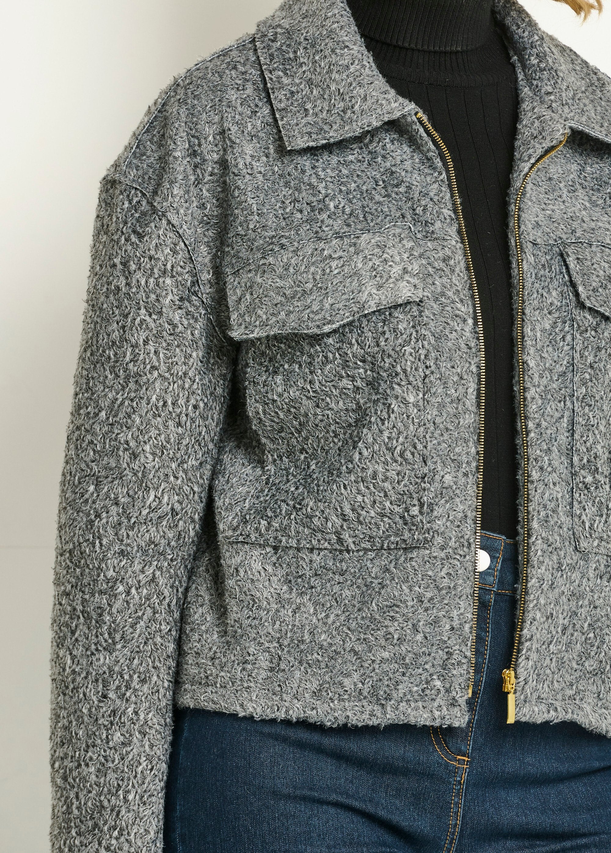 Short_zipped_jacket_in_bouclette_Gray_DE1_slim